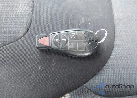 2015 Jeep Cherokee Latitude из США, поврежденный, VIN 1C4PJMCS2FW596038